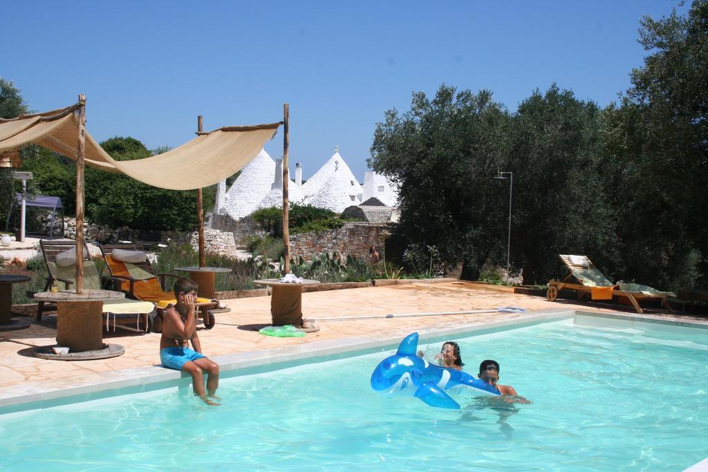 I Trulli Di Acquarossa Cisternino Exterior foto