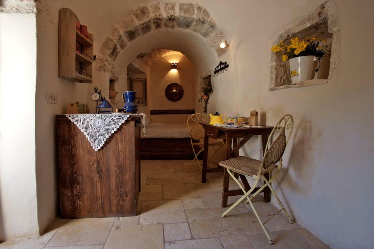 I Trulli Di Acquarossa Cisternino Exterior foto